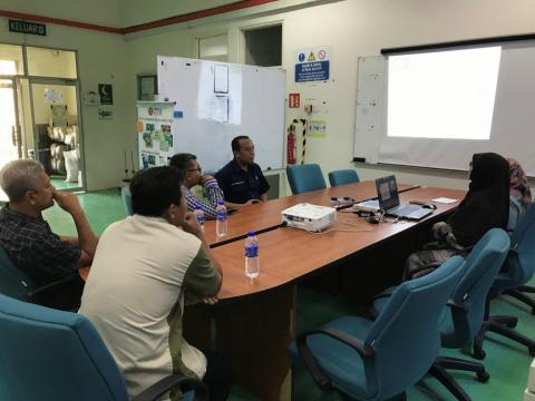 DOSEN UNY MENGIKUTI VISITING PROFESSOR DI UTM MALAYSIA